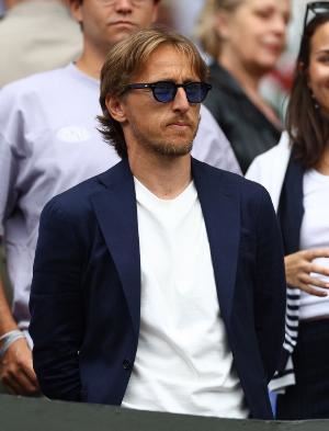 斯旺西CEO：莫德里奇作为俱乐部股东之一，他已经帮助了我们引援