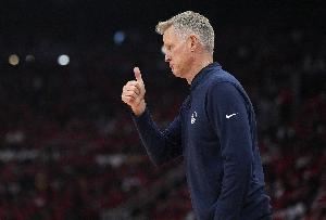 媒体人：霍福德完美适配勇士 科尔终于不用在TJD和波斯特之间选择