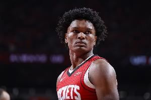 帕金斯：阿门未来几年将向文班发起挑战 成为顶级攻防一体球员